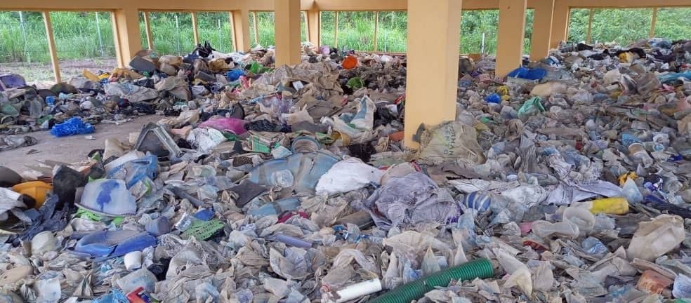 Plastic for rice exchange campaign in Koidu, Sierra Leone comes to an end
